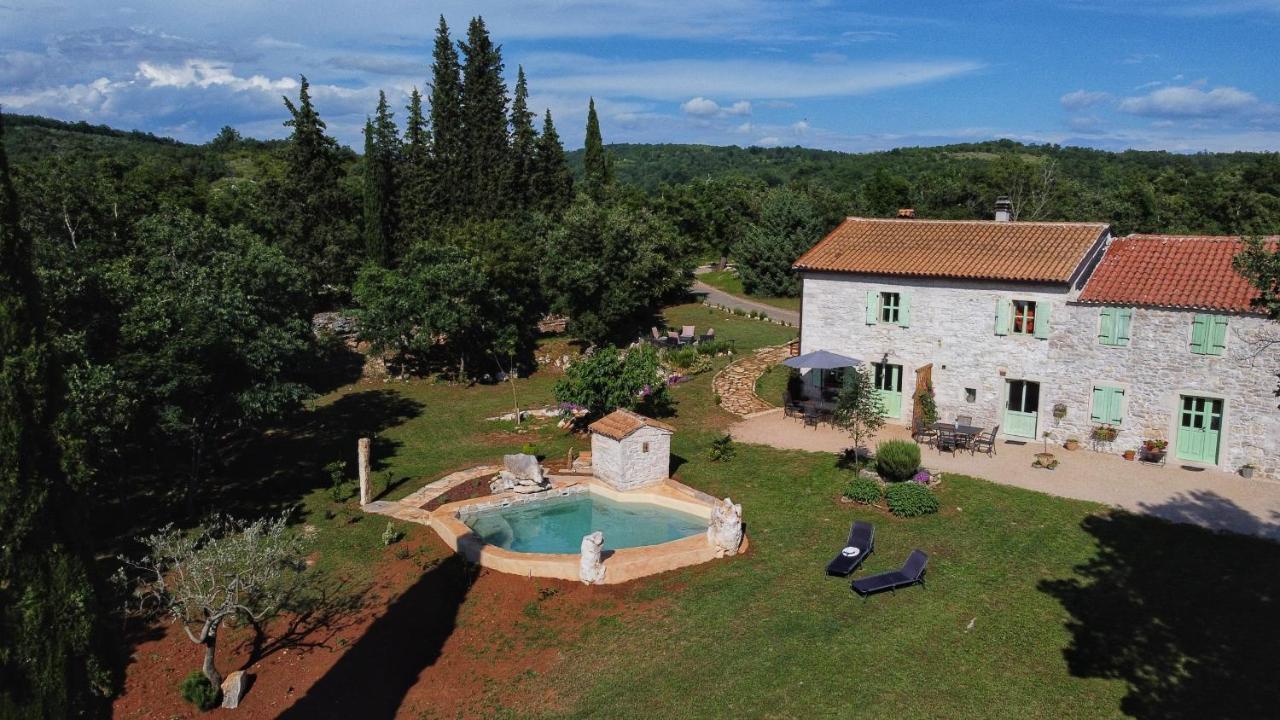 Cottage Al Merlo Olivo Буйе Екстериор снимка