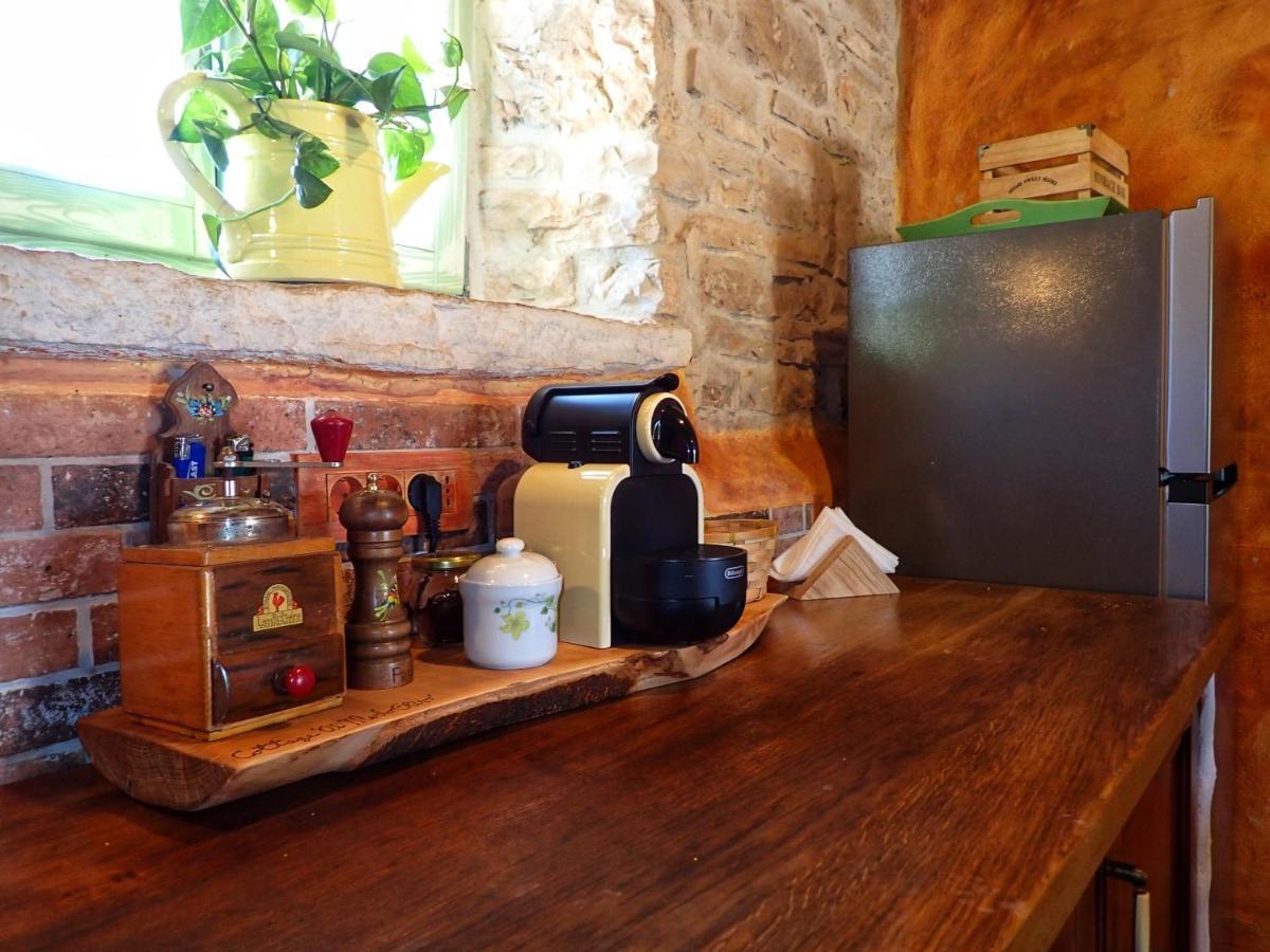Cottage Al Merlo Olivo Буйе Екстериор снимка